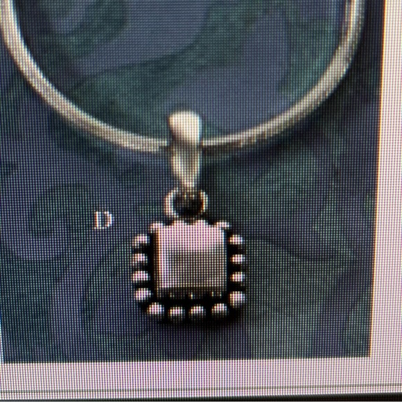 Silpada Button Frame Pearl Pendant - Picture 8 of 9